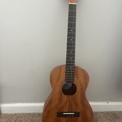 Diamond Head Baritone Ukulele 