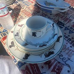 Danbury Mint Dashound Plate set