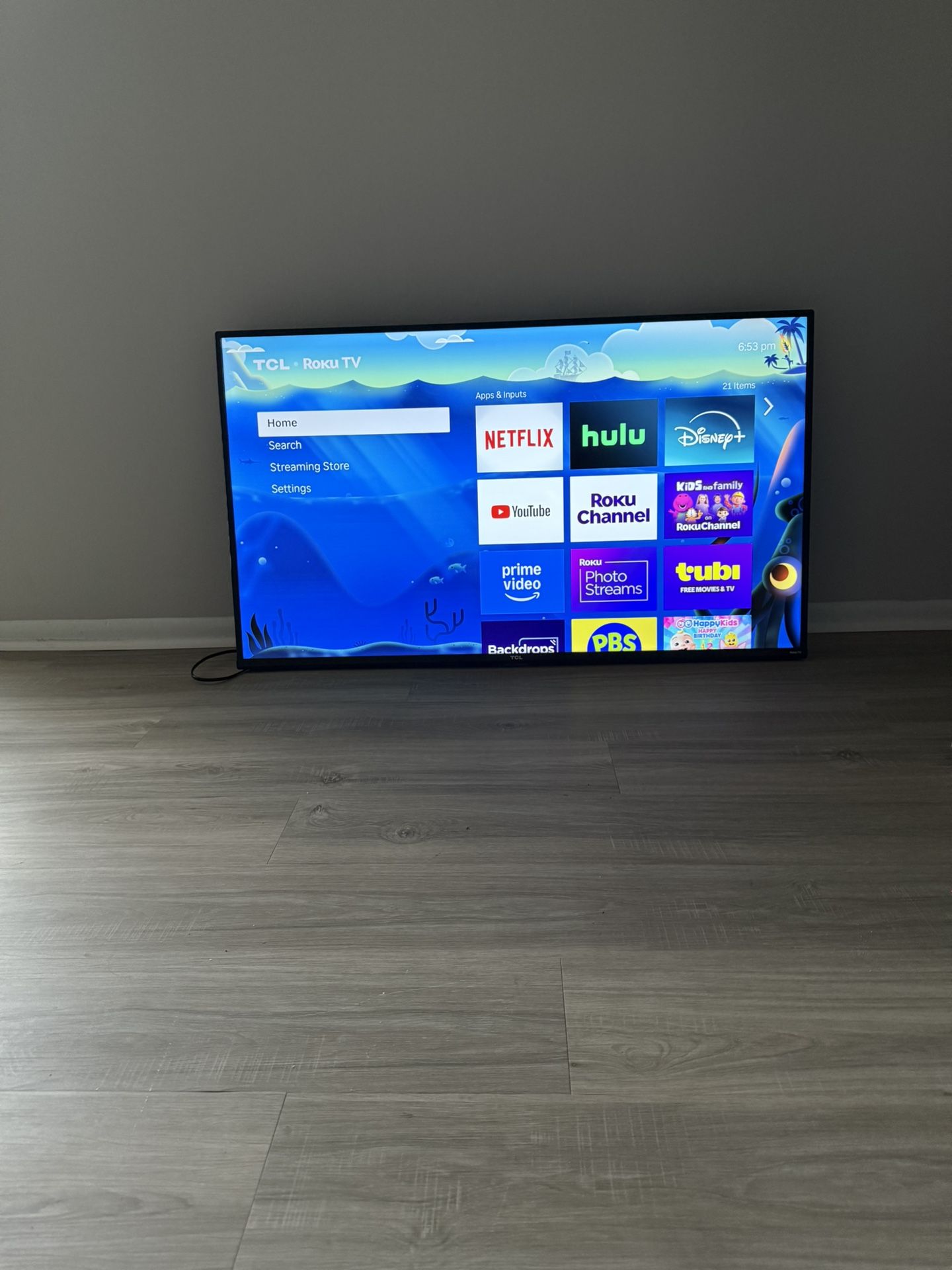 55 Inch TCL Roku Tv