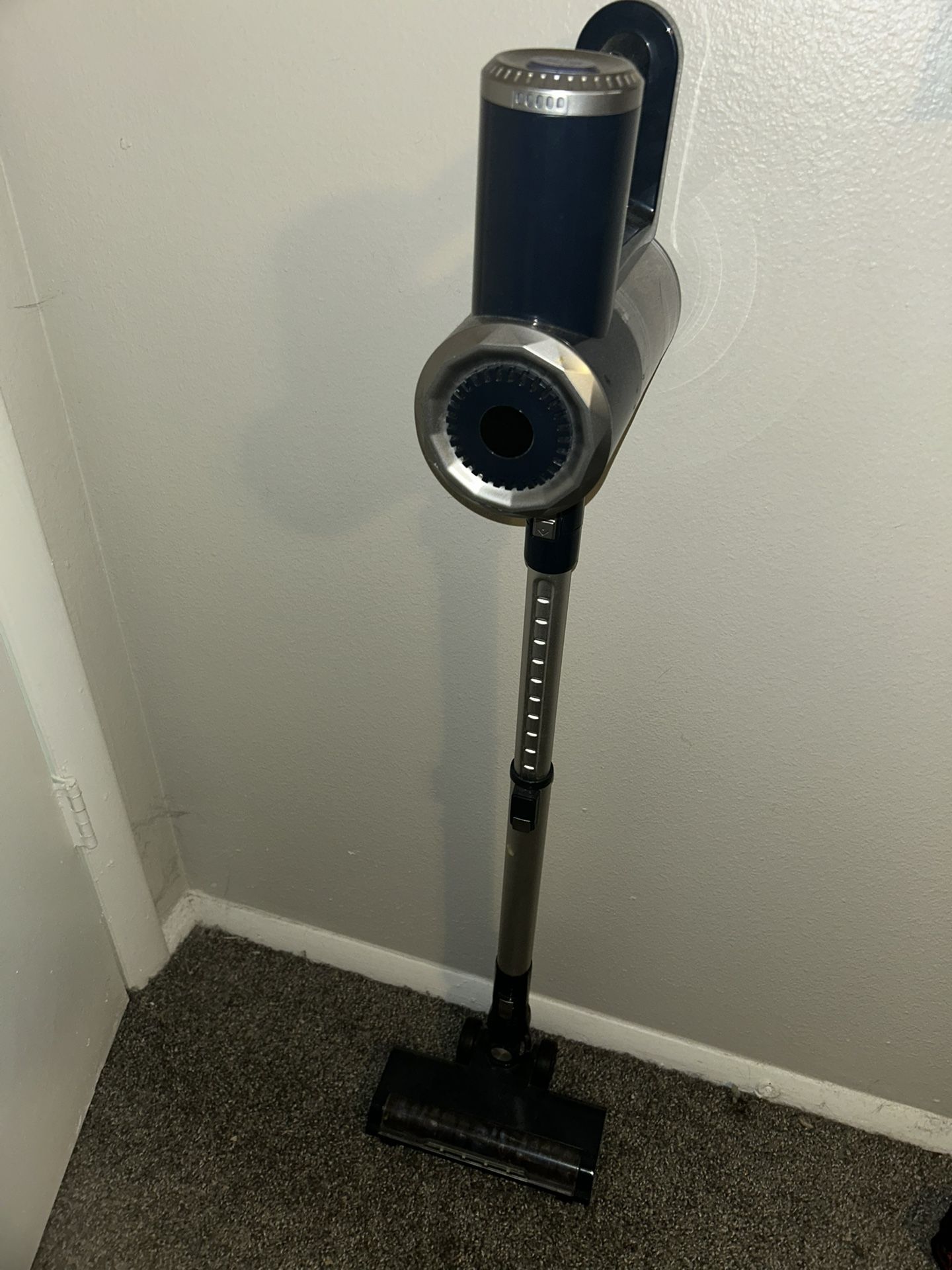 Cordless Vacuum