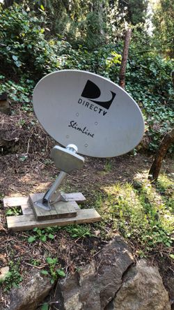 DIRECTV SLIMLINE SATELLITE DISH