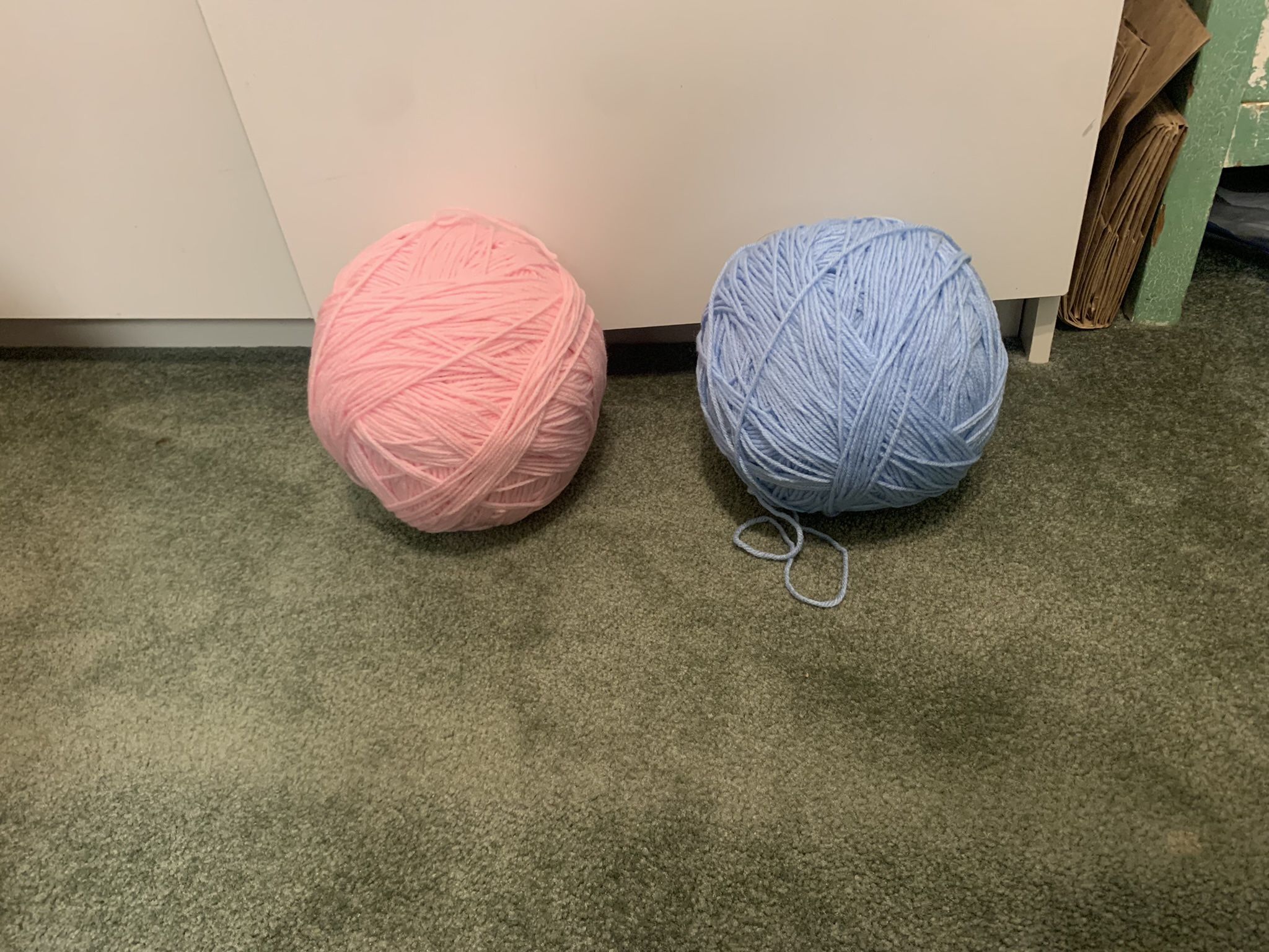 Balls of yarn $10