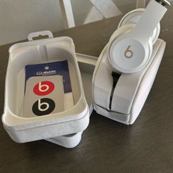 Beats Solo 4