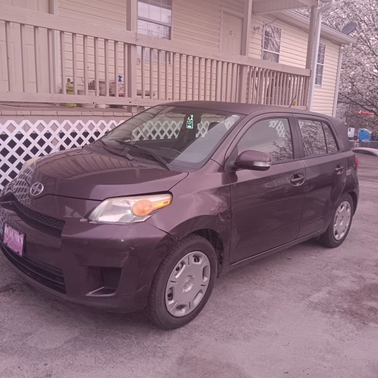 2012 Toyota Scion xD