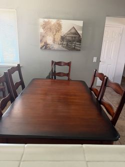 Dining Table and 6 Chairs