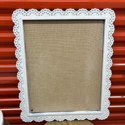 Corkboard/pegboard/display board/picture board