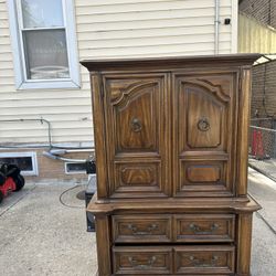 Thomasville Dresser