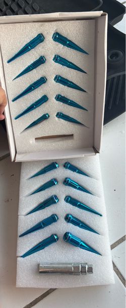 Tuercas Blue Spike Lug Nut Kit; 12mm x 1.5; Set of 20