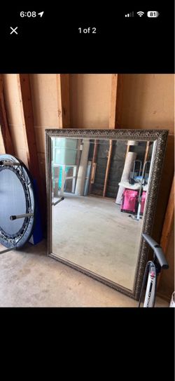 Big mirror 33 x 44 inches