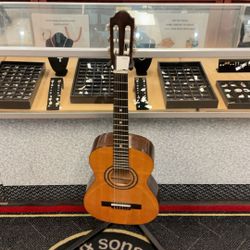 Montana Nylon Strings Acoustic Guitar