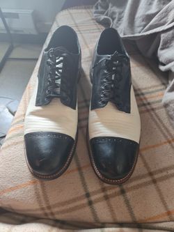 Two-Tone Cap Toe Oxford Dress Shoes
