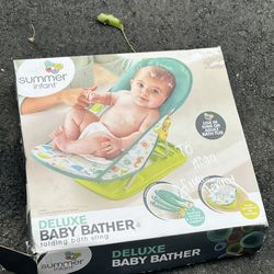 Deluxe Baby Bather 