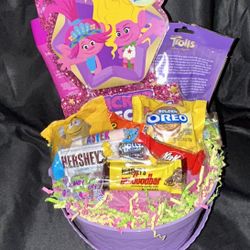 Beautiful Girls Easter Baskets 