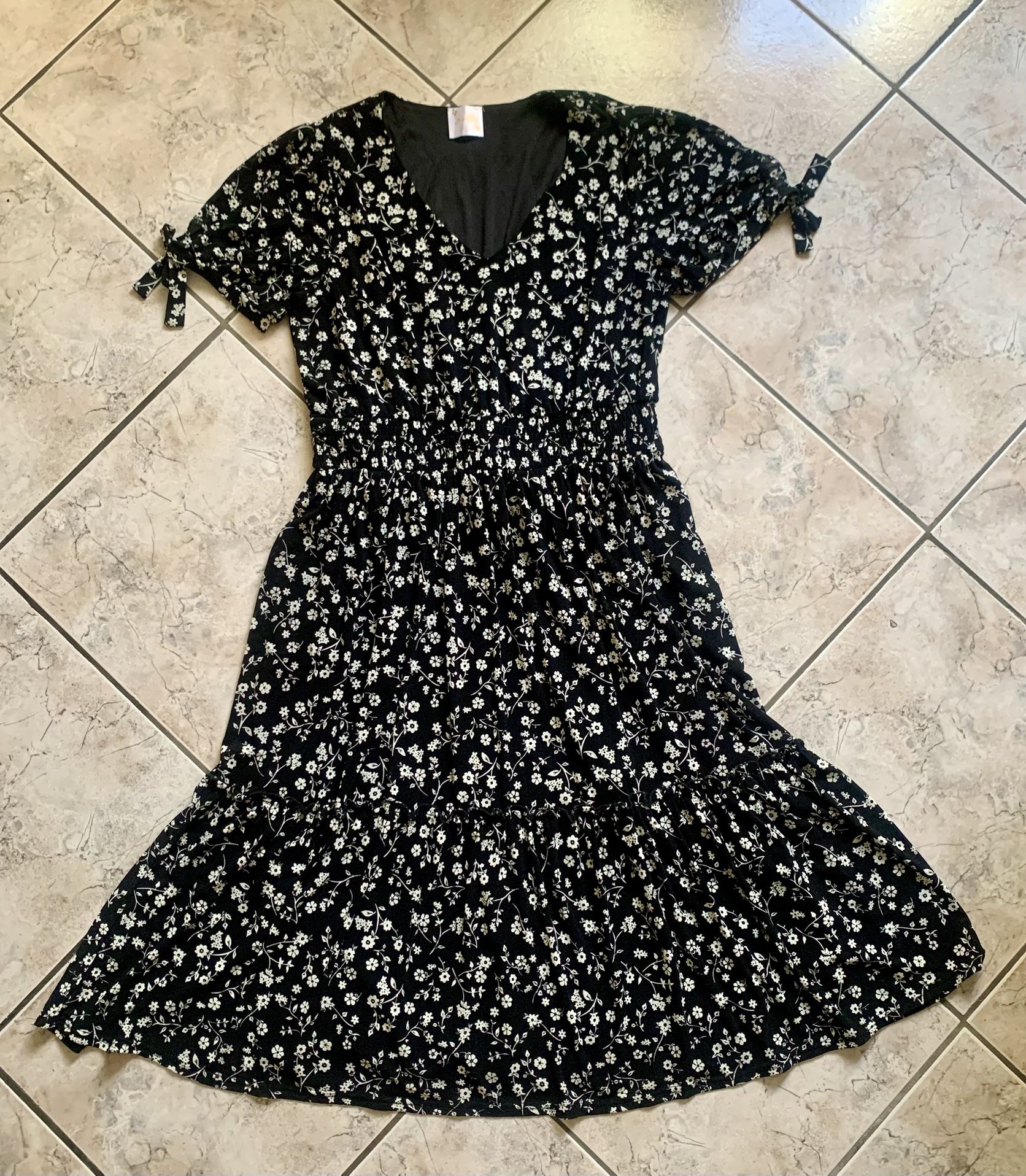 WOMENS DRESSES