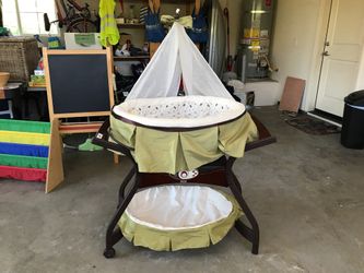 Fisher price 2025 zen collection bassinet
