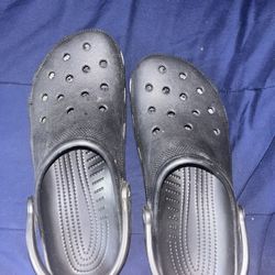 Size 11 Mens Crocs