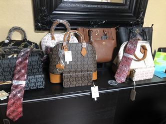 Purses with matching wallet Set