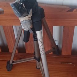 Tripod 