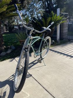 Huffy Beach Cruiser