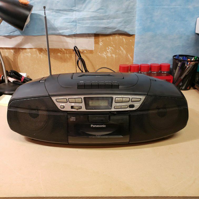 Panasonic RX-DS17 Portable CD Cassette Radio Boombox W/ Remote, Cable Tested