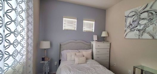 Teen Girl's bedroom set