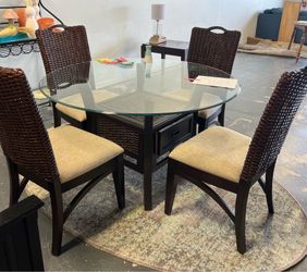 Round glass top dining table