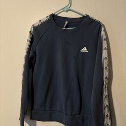 Adidas Sweater Size L