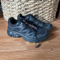 Salomon XT6 Sneakers