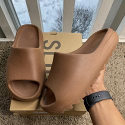 Yeezy Slides Flax