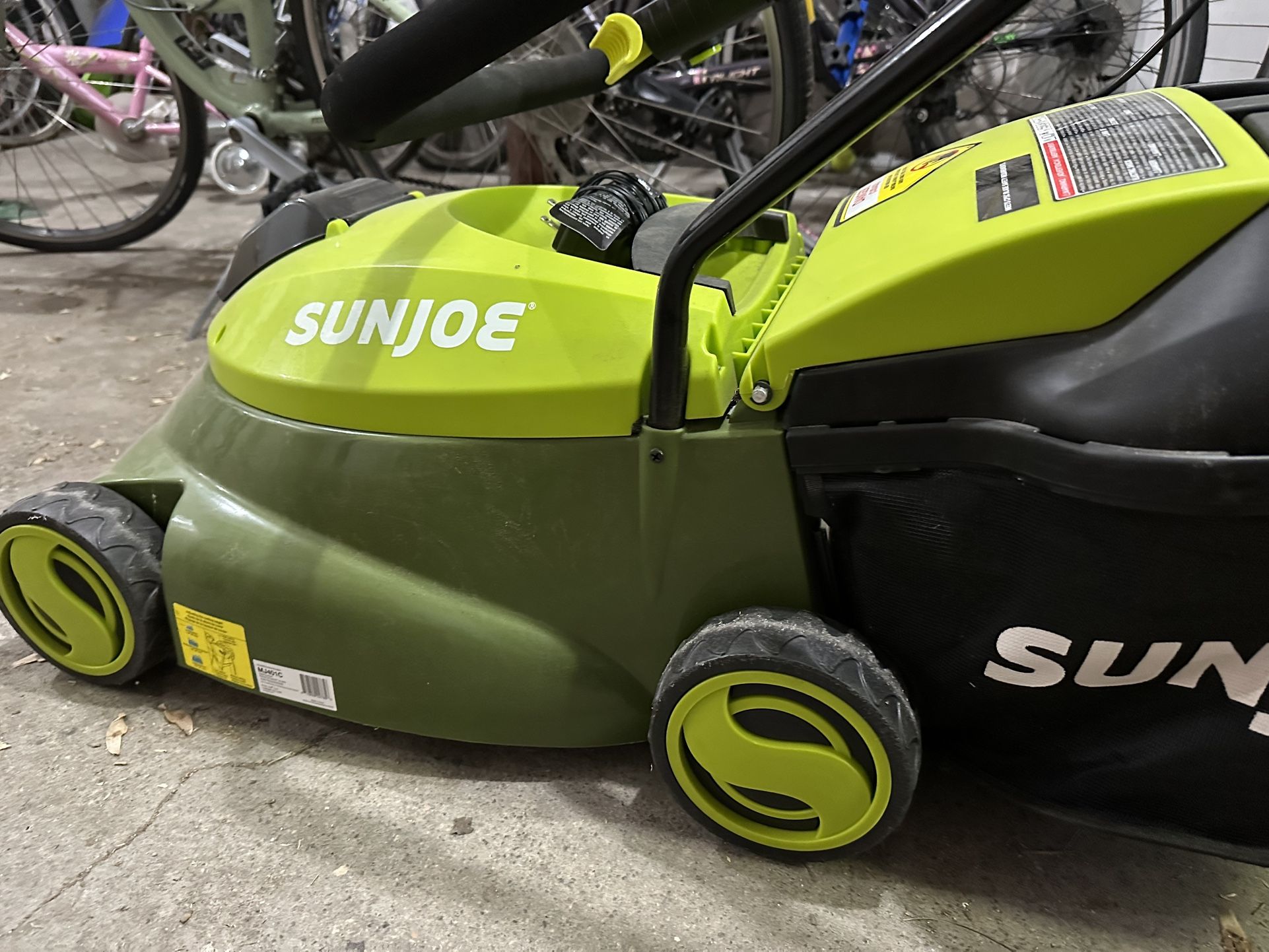 Electric Lawn Mower