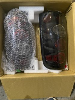 Silverado 99-03 Smoked Tail Lights 99-07 Sierra Tail Lights