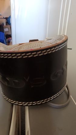 Gym belt. Small/medium. Barely used.