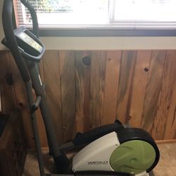 Wesley Momentum 360 elliptical