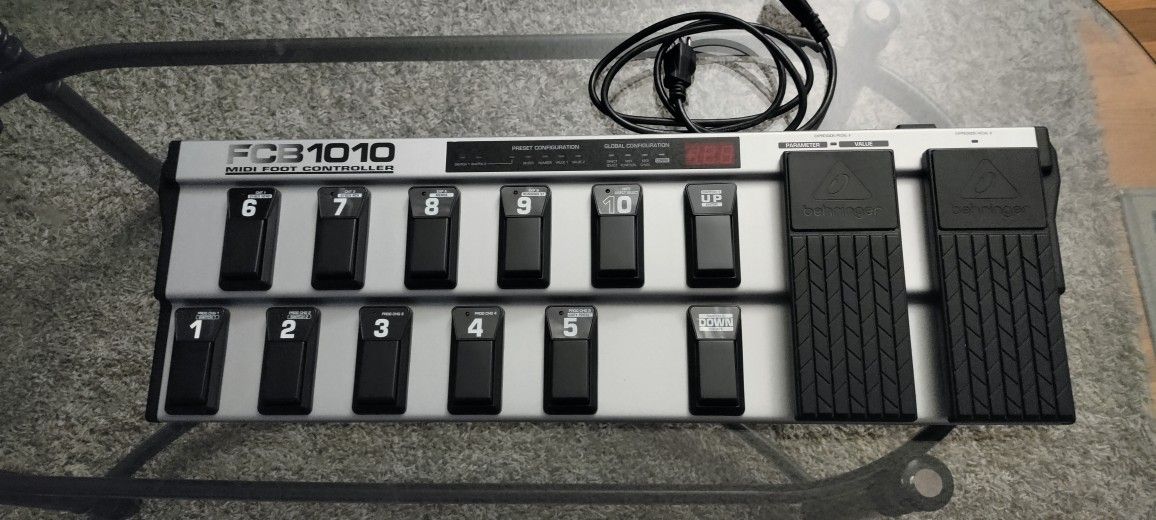 Behringer MIDI Footcontroller 