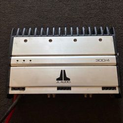 JL Audio 300/4 Amplifier 