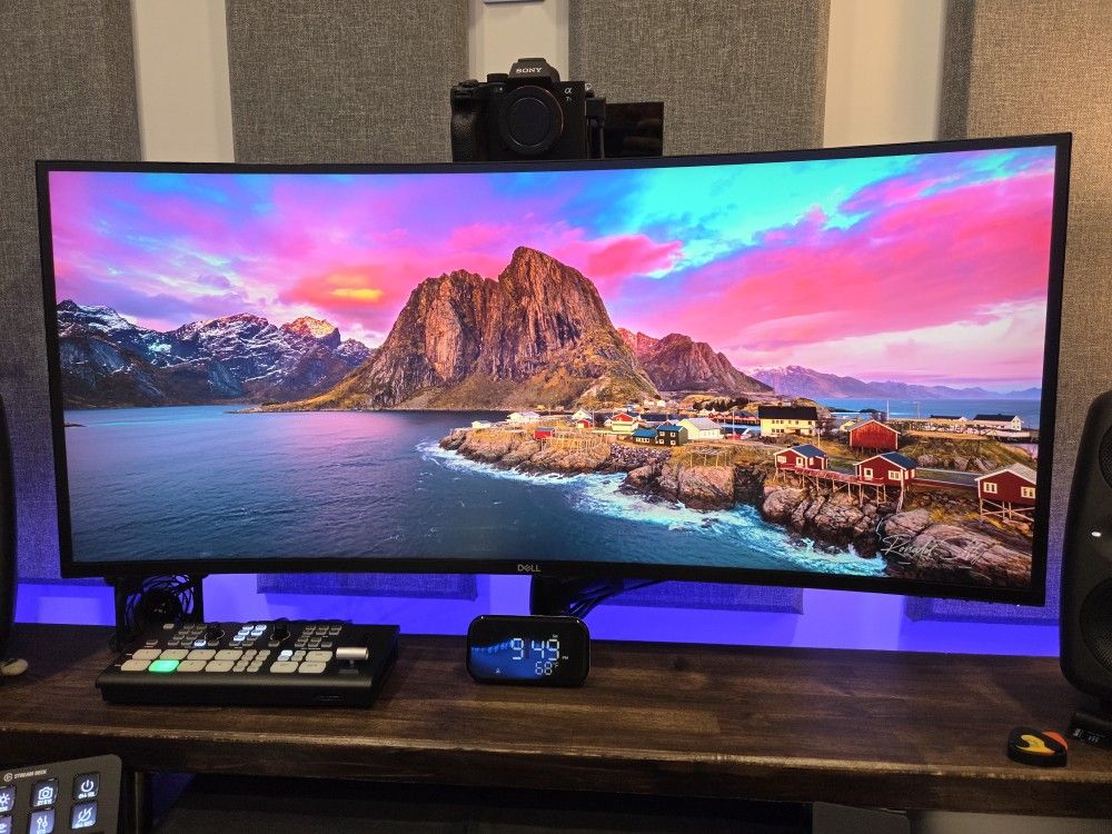 Dell U3818DW 38" Ultrawide Monitor