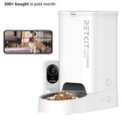 Pet Feeder With Camera