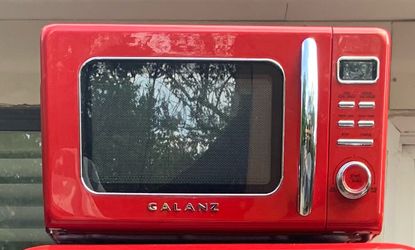 Retro stile microwave