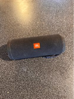 JBL flip 4 Bluetooth speaker