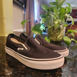 Vans Shoes Sneakers Color Black Size US Men's 4  US Women's 5.5
