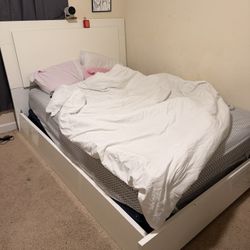 Queen Size Italian Bedframe