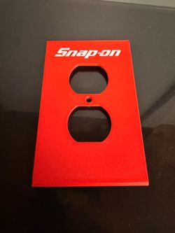Snap-On outlet plate