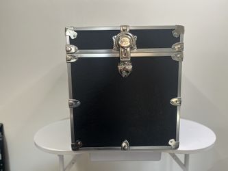 STORAGE CUBE