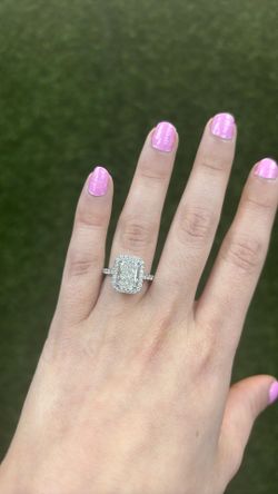 14kt white gold lab Diamond engagement