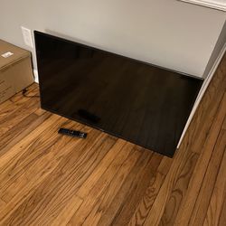 40 in. Vizio TV with Bose sound system 
