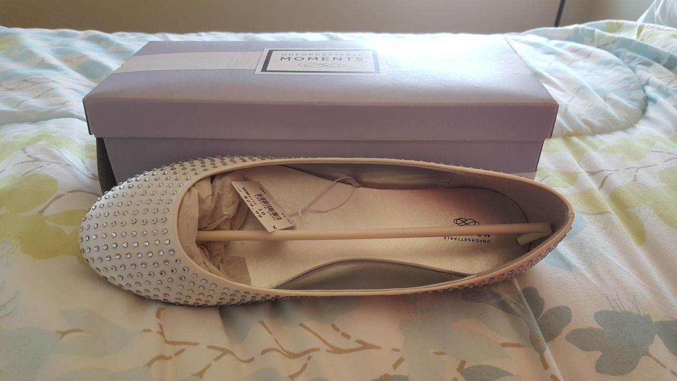 Size 10W flats