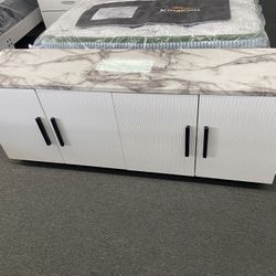 Cabinet / Console Table 