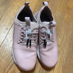 Size 7 Pink Clove Shoes 