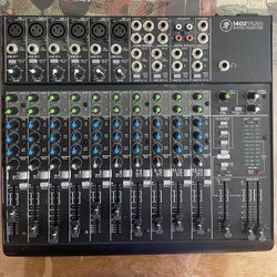 Mackie 1402VLZA 14 Channel Mixer