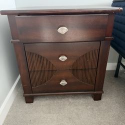 Bed Side Night Stand/ Drawer 